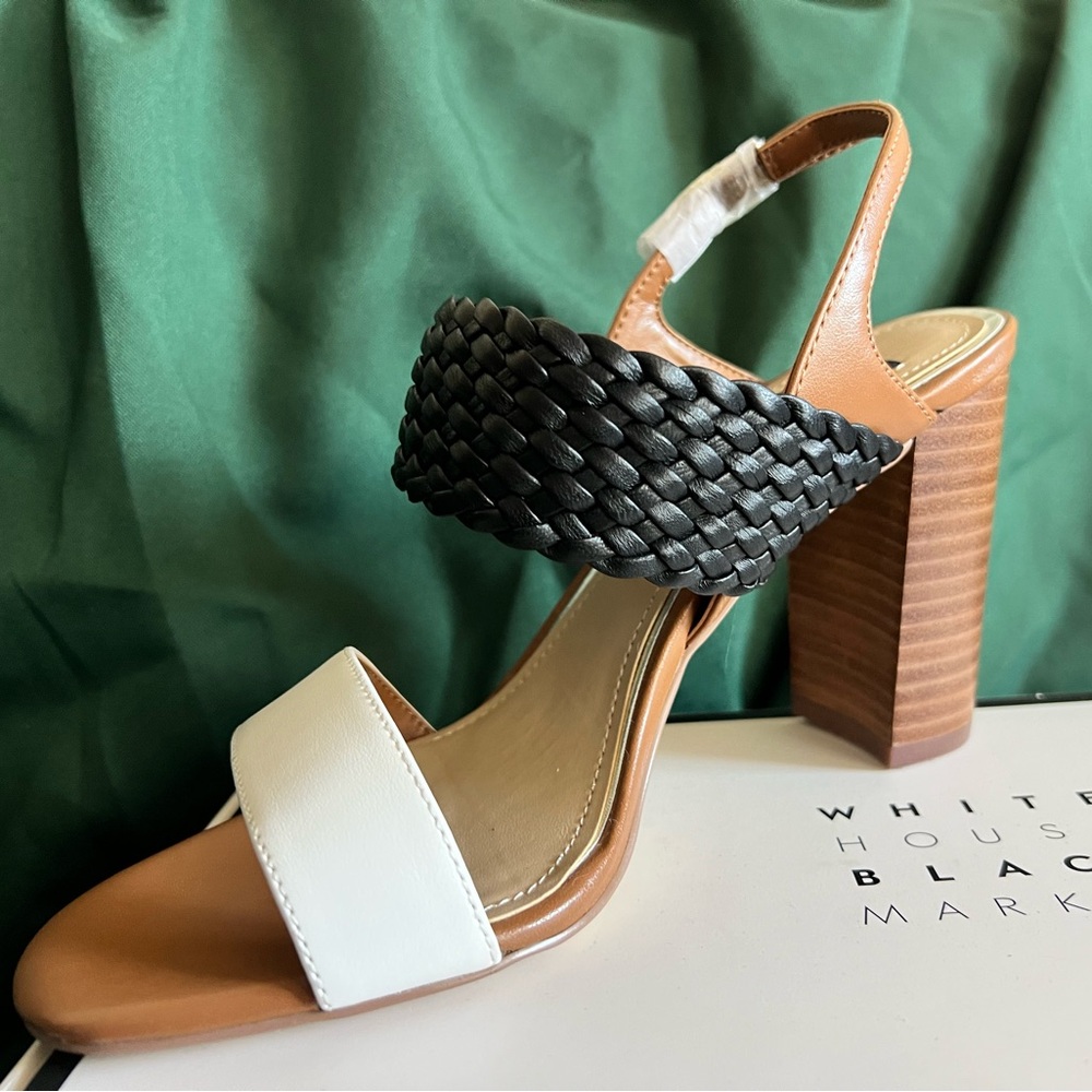 NWT White House Black Market size 6.5